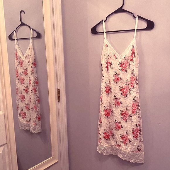 Forever 21 | Dresses | Forever 2 Floral Lace Cami Dress | Poshmark